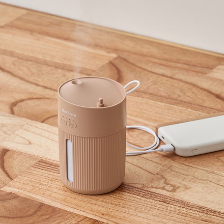 plusmore プラスモア 倒れても水がこぼれにくい充電式コードレス上部給水加湿 ペールレッド PBAHF004