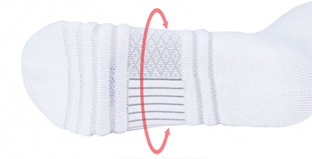 イオンスポーツ ゼロフィット スポーツ ソックス ミドル ブラック/M