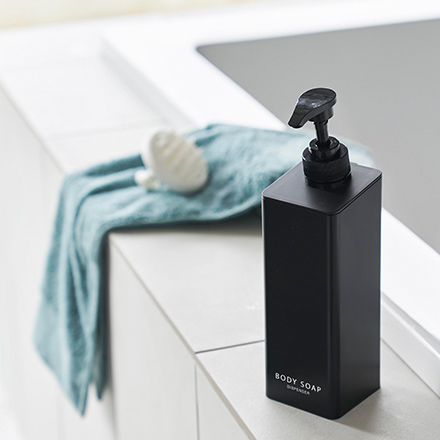 tower タワー たっぷり洗剤が出るマグネットディスペンサー ボディソープ ブラック 1537