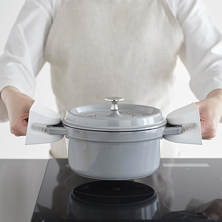 tower タワー マグネットシリコーン鍋つかみ 2個組 ホワイト 1957