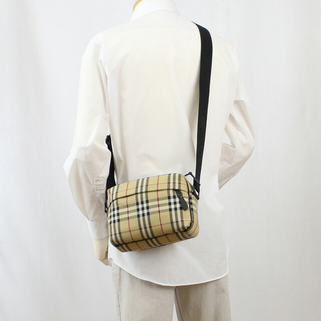 バーバリー 斜め掛けショルダーバッグ メンズ BURBERRY ナイロン ルーマニア 8084111 ARCHIVE BEIGE マルチカラー バッグ 斜めがけ ブランド 高級 おしゃれ プレゼント 男性 実用的 かっこいい
