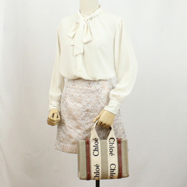 クロエ トートバッグ レディース CHLOE イタリア CHC22AS397I26 WHITE-BROWN 1 ベージュ系 ブラウン系 バッグ 軽量 手提げ ブランド 高級 おしゃれ プレゼント 女性 実用的 かわいい