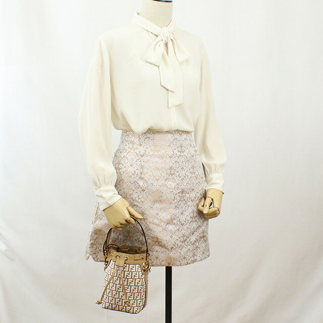 フェンディ ハンドバッグ レディース FENDI 8BS010 ブラウン系 ホワイト系 バッグ 軽量 小さめ 手提げ ブランド 高級 おしゃれ プレゼント 女性 実用的 かわいい