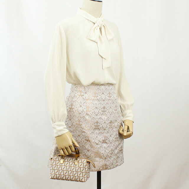 フェンディ ハンドバッグ レディース FENDI イタリア 8BS067 ブラウン系 ホワイト系 バッグ 軽量 小さめ 手提げ ブランド 高級 おしゃれ プレゼント 女性 実用的 かわいい