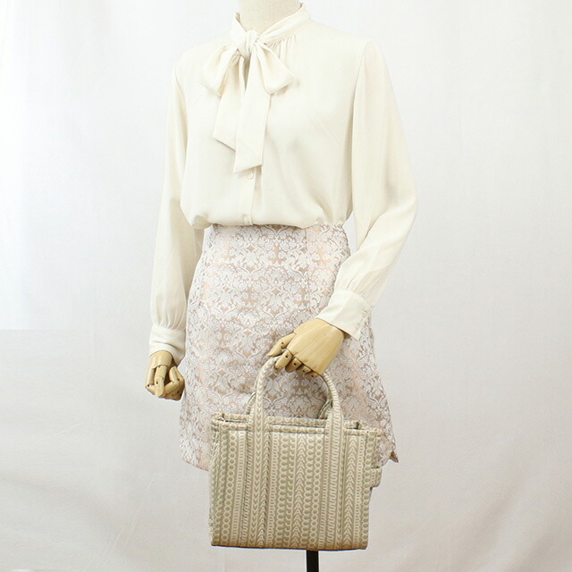 マーク・ジェイコブス トートバッグ レディース MARC JACOBS THE MINI TOTE レザー ベトナム 2S3HTT001H03 KHAKI カーキ ベージュ系 バッグ 軽量 手提げ ブランド 高級 おしゃれ プレゼント 女性 実用的 かわいい