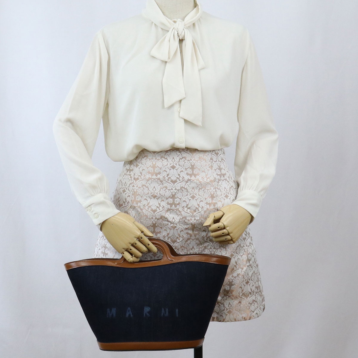 マルニ トートバッグ レディース MARNI コットン カーフレザー イタリア BMMP0097L1 ネイビー系 バッグ 軽量 手提げ ブランド 高級 おしゃれ プレゼント 女性 実用的 かわいい