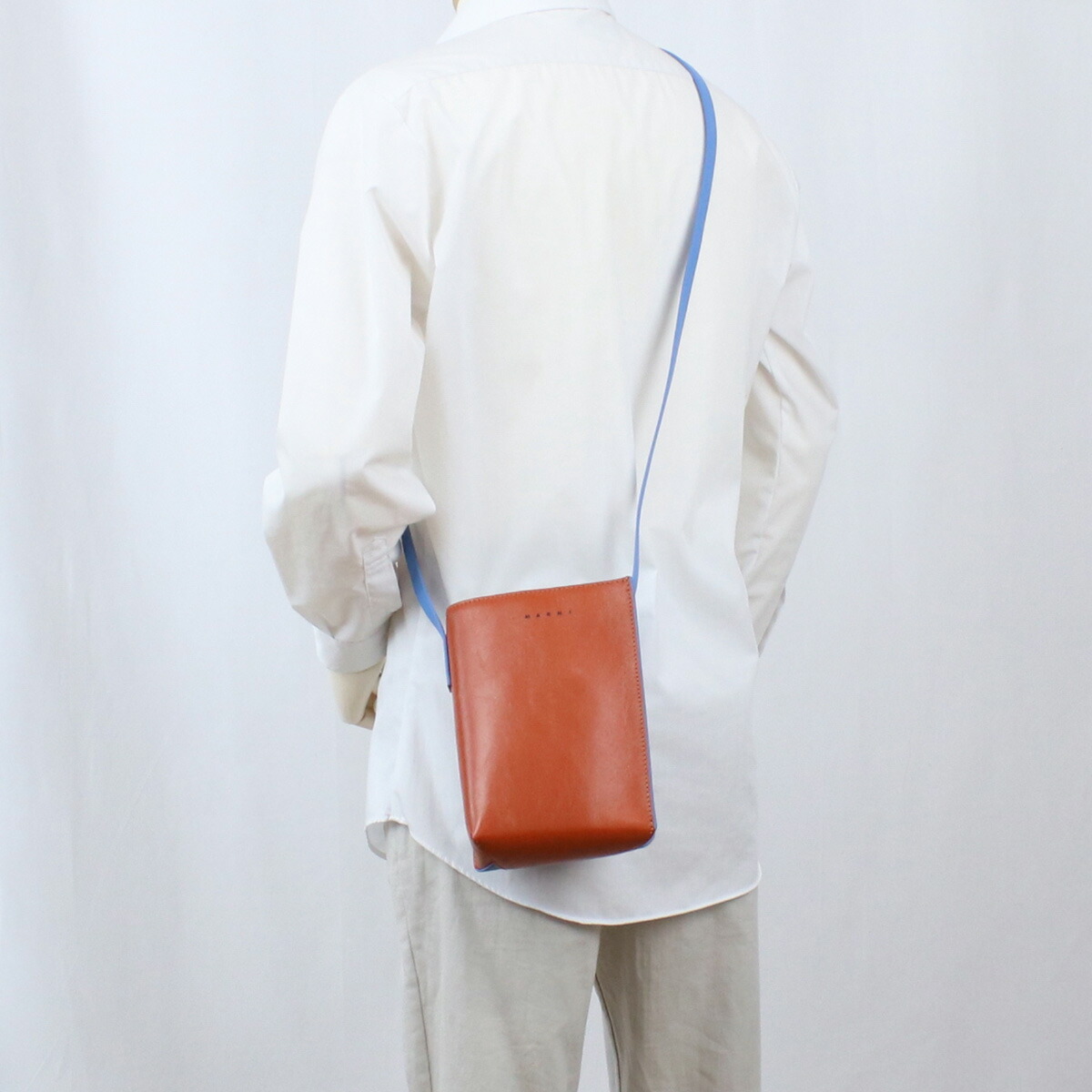 マルニ 斜め掛けショルダーバッグ メンズ MARNI レザー イタリア SBMQ0040Q0 ブラウン系 ブルー系 バッグ 斜めがけ ブランド 高級 おしゃれ プレゼント 男性 実用的 かっこいい