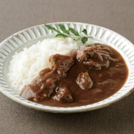 国産とろける牛すじカレー　4個入り