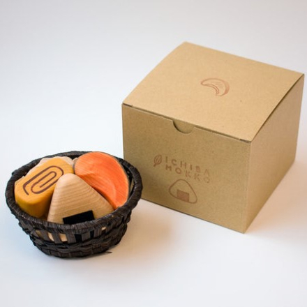 ICHIBAMOKKO 森のminiおべんとう（焼きしゃけ・玉子焼き・おにぎり炊き込み）