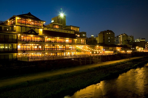 【京都】LE UN 鮒鶴京都鴨川リゾート　2名様 ディナープラン≪フランス料理≫