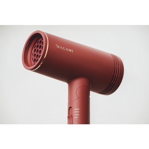 ヘイゼル・トンプソン OS-0206 コラーゲンフィルター搭載ドライヤー MAGAMI 赤外線で乾かす 超低温60度 ゼロ距離速乾 ルビーレッド