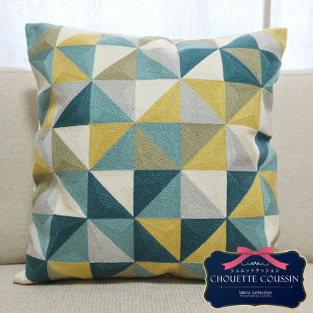 全面刺繍の幾何模様クッションカバー 約45cmX約45cm リビング ソファ オフィス 背当て