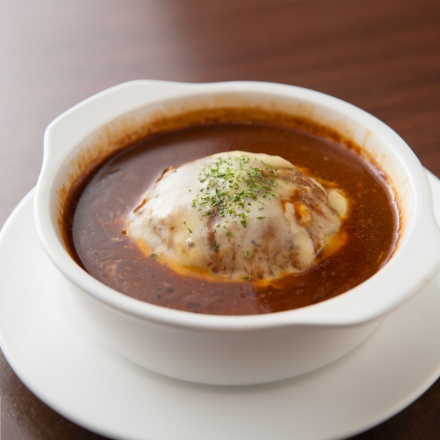 洋食屋「Revo」　名物黒バーグＲ200g×4