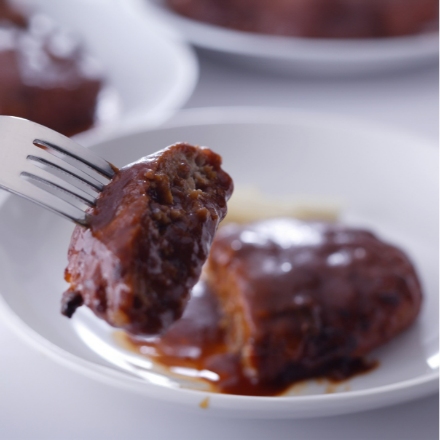 神戸牛 デミグラスハンバーグ 130g（固形量90g）×3