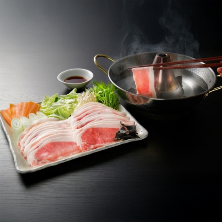 北海道真狩産 ハーブ豚のロースしゃぶ100g×2、だし用昆布5g×1袋、たれ15g×2袋