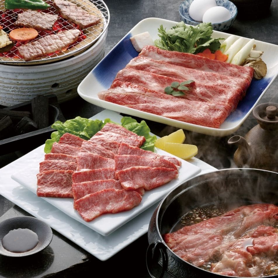 神戸牛 焼肉とすきやき肉 ［焼肉］もも肉・かた肉各200g、［すきやき肉］肩ロース肉450g