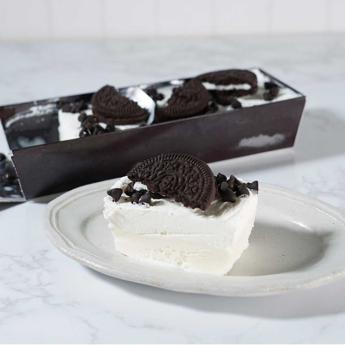 白金プレミアム手作りアイスクリームケーキ クッキー＆クリーム〔約250g〕スイーツ デザート