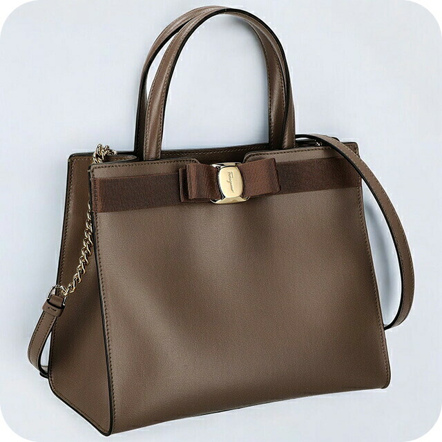 フェラガモ ハンドバッグ レディース Ferragamo 21I290CALF CARAW 741 078 ブラウン 軽量 小さめ 手提げ ブランド 高級 おしゃれ プレゼント 女性 実用的 かわいい