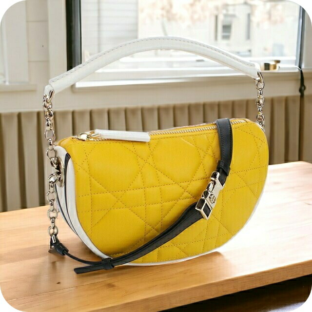 ディオール ショルダーバッグ セミショルダー レディース Christian Dior ラムスキン イタリア M7200 イエロー系 マルチカラー バッグ 斜めがけ ブランド 高級 おしゃれ プレゼント 女性 実用的 かわいい