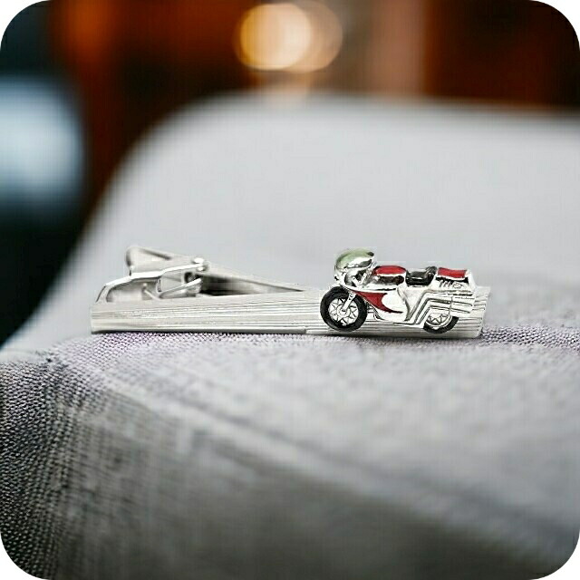 KAMENRIDER×SWANK スワンク コラボ ネクタイピン 仮面ライダー サイクロン号 タイバー タイピン ブランド KR-2021-TB03 アニメ バイク シルバー アクセサリー メンズ 誕生日プレゼント 男性 ギフト プレゼント 実用的