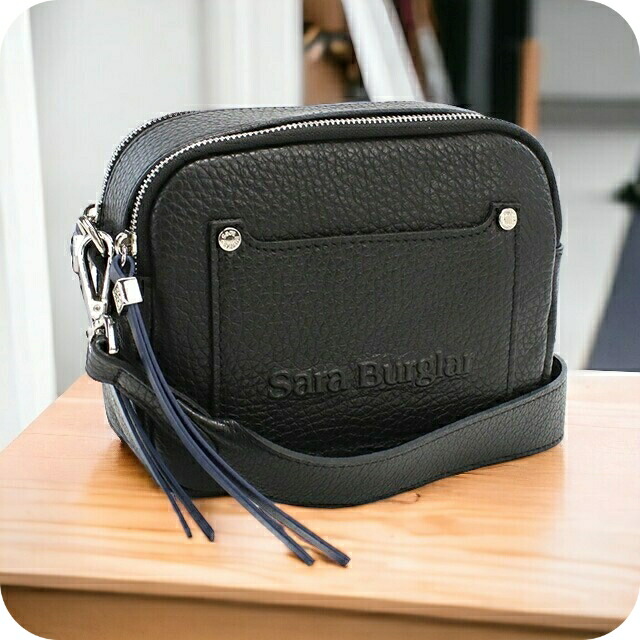 サラバーグラー 斜め掛けショルダーバッグ レディース Sara Burglar REGINA BUFALO レザー イタリア 916 NERO ブラック バッグ 斜めがけ ブランド 高級 おしゃれ プレゼント 女性 実用的 かわいい