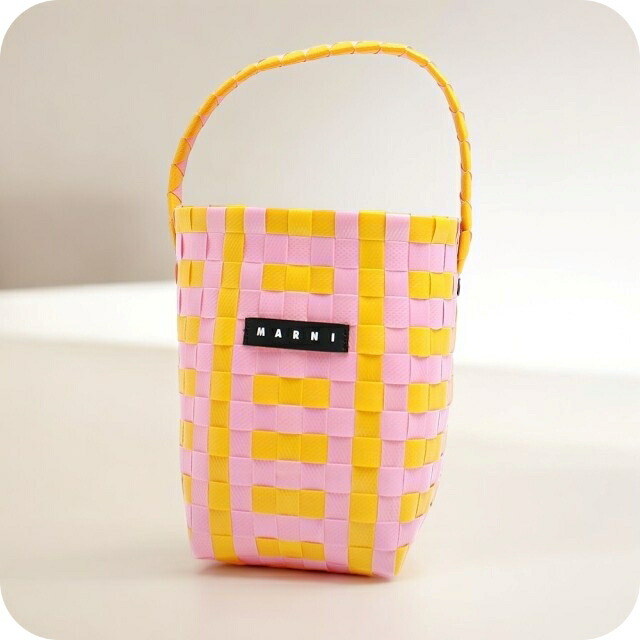 マルニ カゴバッグ MARNI M00332-M00IW-0M213 ハンドバッグ レディース マーケット MARKET マルチカラー イエロー ピンク 手提げ ブランド 高級 おしゃれ プレゼント 女性 実用的 かわいい