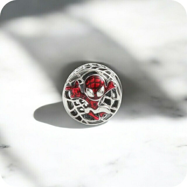 パンドラ PANDORA Marvel Spider-Man Soaring City Charm ブレスレットチャーム 792350C01 レディース レッド ブランド
