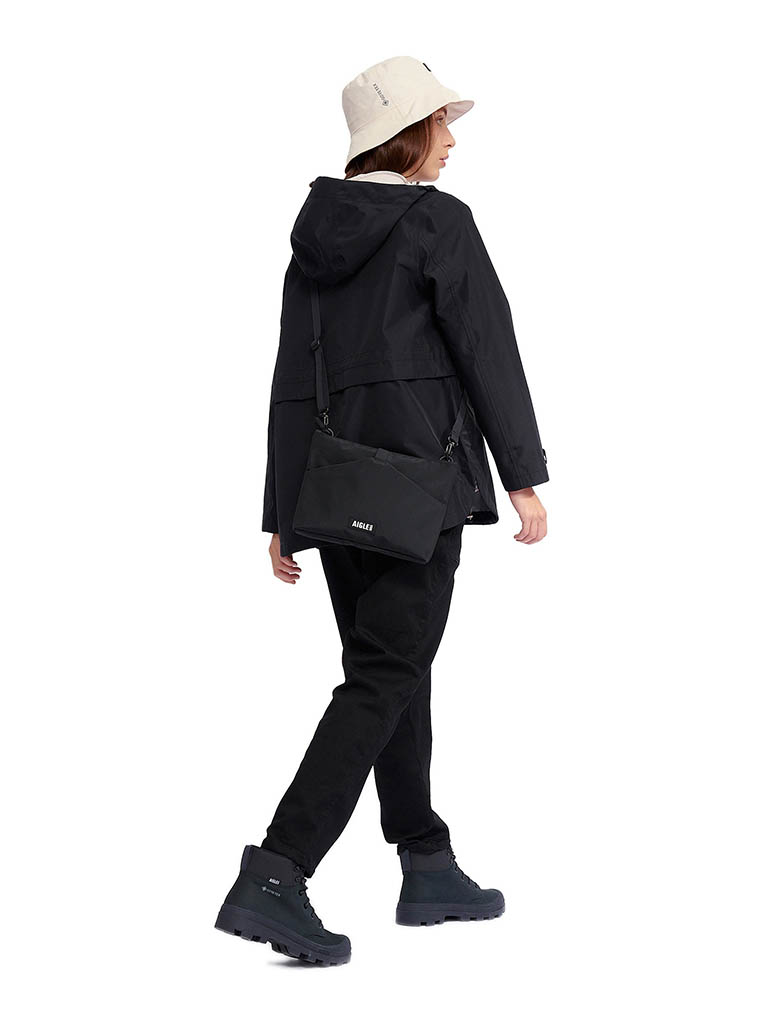 AIGLE ONHBJ55 撥水 サコッシュ ショルダーバッグ ブラック FREE