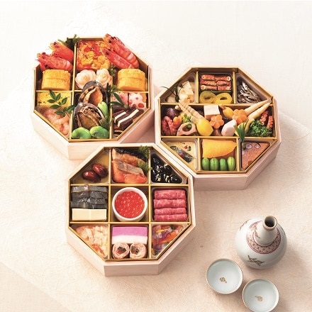 冷蔵おせち 3～4人前 日本の極み 〈五万石本店〉 特撰おせち 八角三段重 和風 【販売終了日：2025月12月15日】