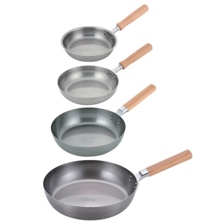 〈千歳〉 鉄製フライパン16cm