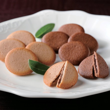 〈ゴディバ〉 ラングドシャクッキーアソートメント30枚