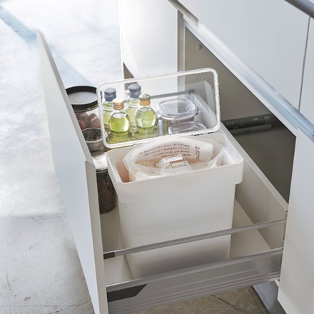 密閉袋ごと米びつ 5kg（ホワイト）