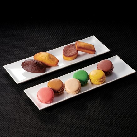 〈ダロワイヨ〉 マカロン・ドゥミセック詰合せ　計17個入り