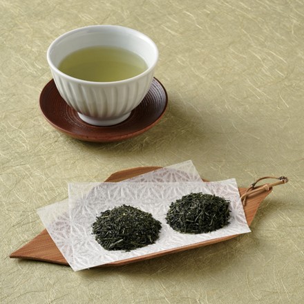 〈東京・芳翠園〉神宮司庁御用達銘茶（煎茶、玉露）