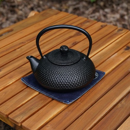 イケナガ 鉄瓶（吊り下げ金具付）I