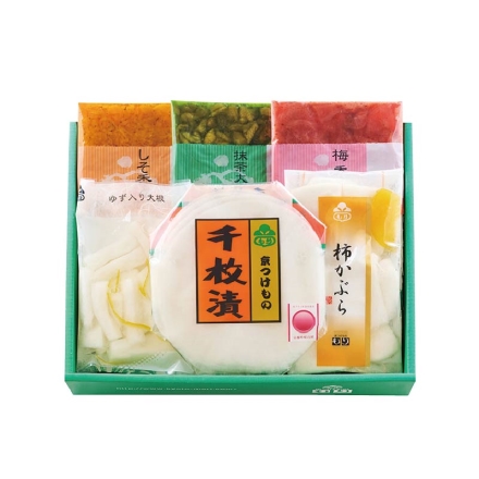 お歳暮のし付き ＜京都もり＞京の冬の味便り 千枚漬50g、柿かぶら・ゆず入り大根 各80g、梅香漬・しそ香々・抹茶大根 各40g