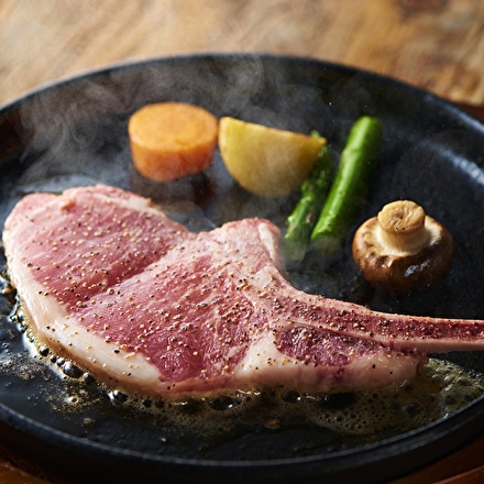 イベリコ豚 骨付きロースステーキ