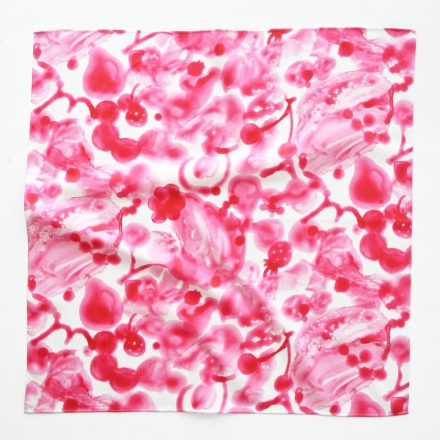 MANAMI SAKURAI Handkerchief 'Jam' (Raspberry)