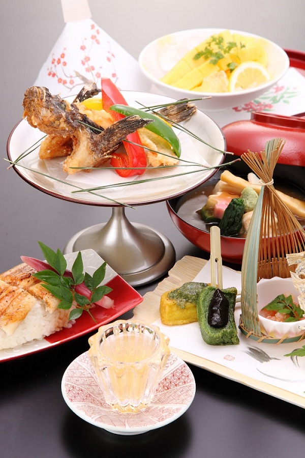 【広島】 加賀屋 広島店　2名様 ランチプラン≪日本料理≫