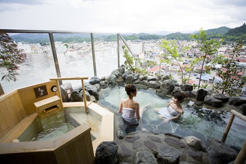 【岐阜】飛騨花里の湯 高山桜庵（共立リゾート）　2名様平休日1泊朝食付