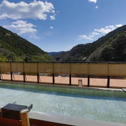 【神奈川】山翠楼SANSUIROU　2名様平休日1泊2食付