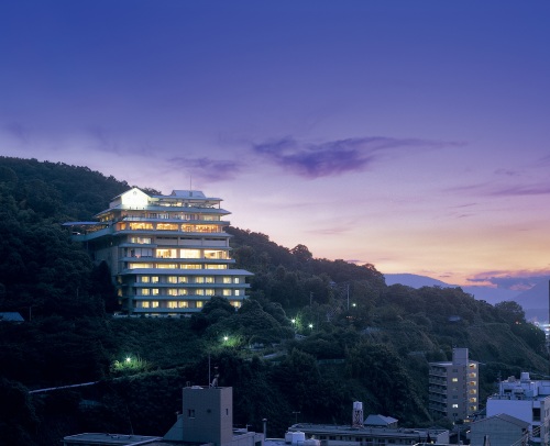 【香川 】夕凪の湯 ＨＯＴＥＬ花樹海　2名様平休日1泊2食付