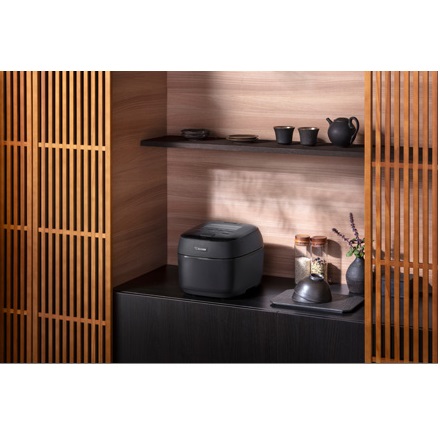 象印 圧力IH炊飯ジャー 炎舞炊き 濃墨 NW-UT07-BZ