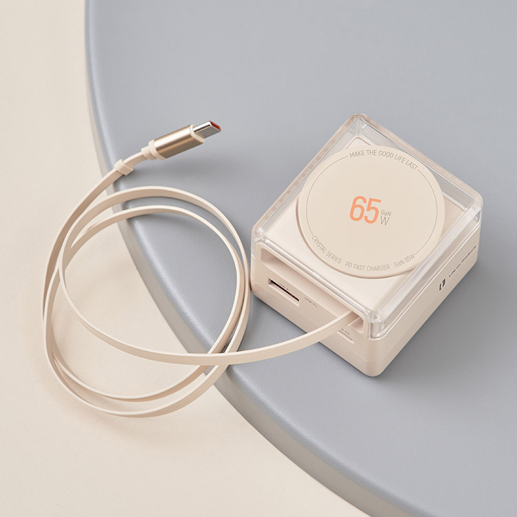 Life on Products ライフオンプロダクツ USB急速充電器 USB PD （パワーデリバリー）対応 65W コード巻取式 ベージュ LCAEA021