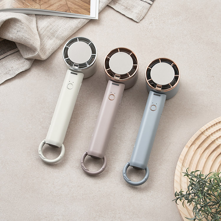 Life on Products ライフオンプロダクツ ペルチェ冷却機能ハンディファン カラビナ付 ベージュ LCAF034