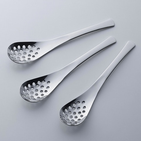 日本製 燕三条 小ぶりなレンゲスプーン穴あき 3本組 下村企販