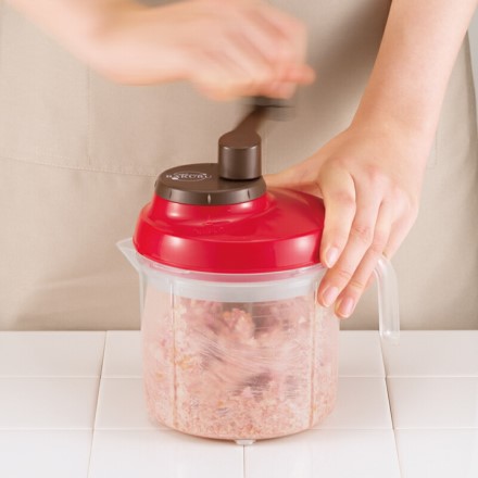 1台4役 きざむ こねる 蒸す 煮込む ママ・ラクル2