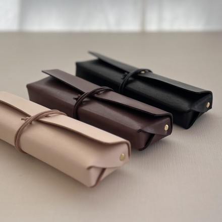 クラシックな革箱ペンケース 筆箱 キナリ