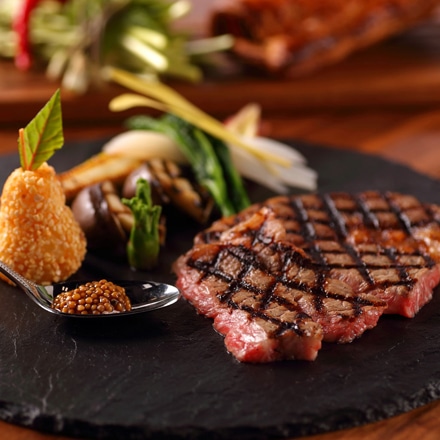 神戸牛ギフトセットD ステーキ ビーフパイ 生ハム 木箱入りセット