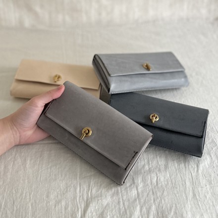 小銭が見える長財布 スミクロ